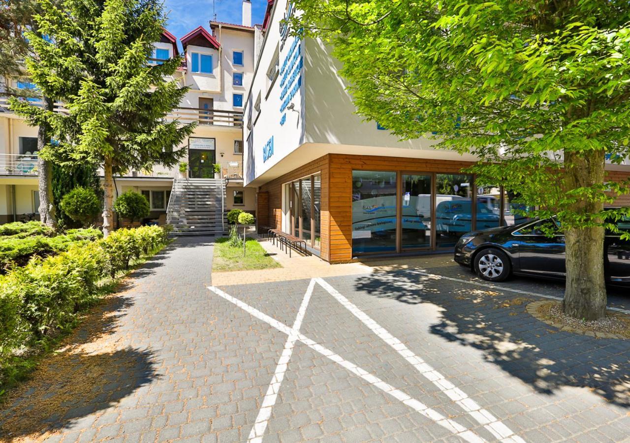 Osrodek Wypoczynkowy Balt-Tur Feel Well Resort Jastrzebia Gora Exterior foto